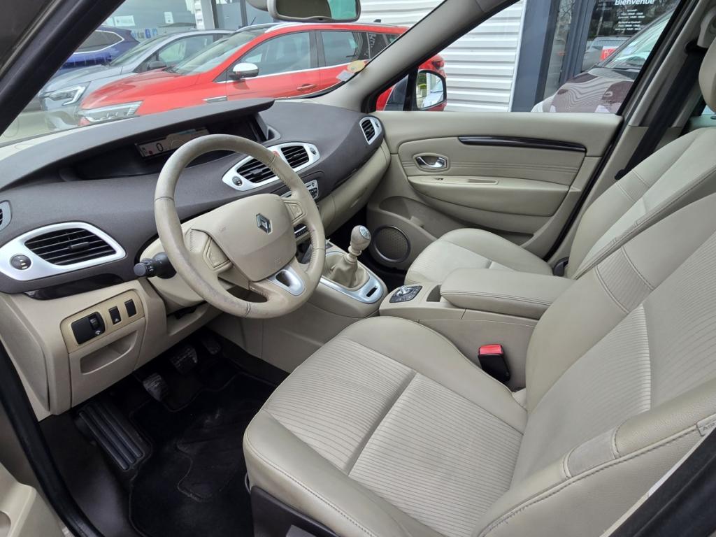 Renault Grand Sc�nic (3) Privil�ge 1.9 dCi 130 5 places