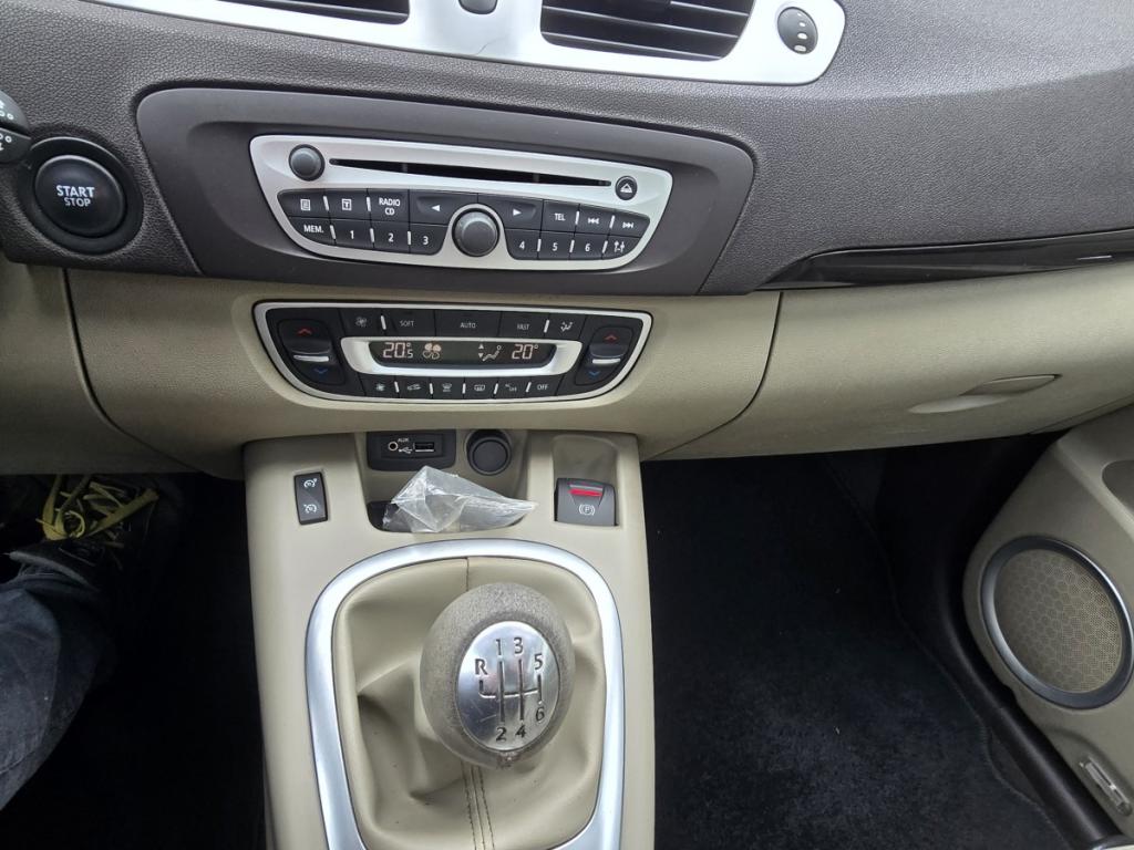 Renault Grand Sc�nic (3) Privil�ge 1.9 dCi 130 5 places