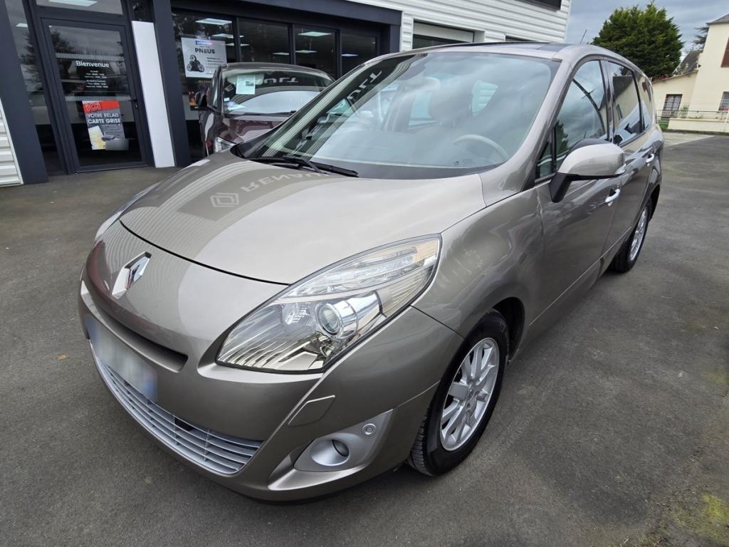 Renault Grand Sc�nic (3) Privil�ge 1.9 dCi 130 5 places
