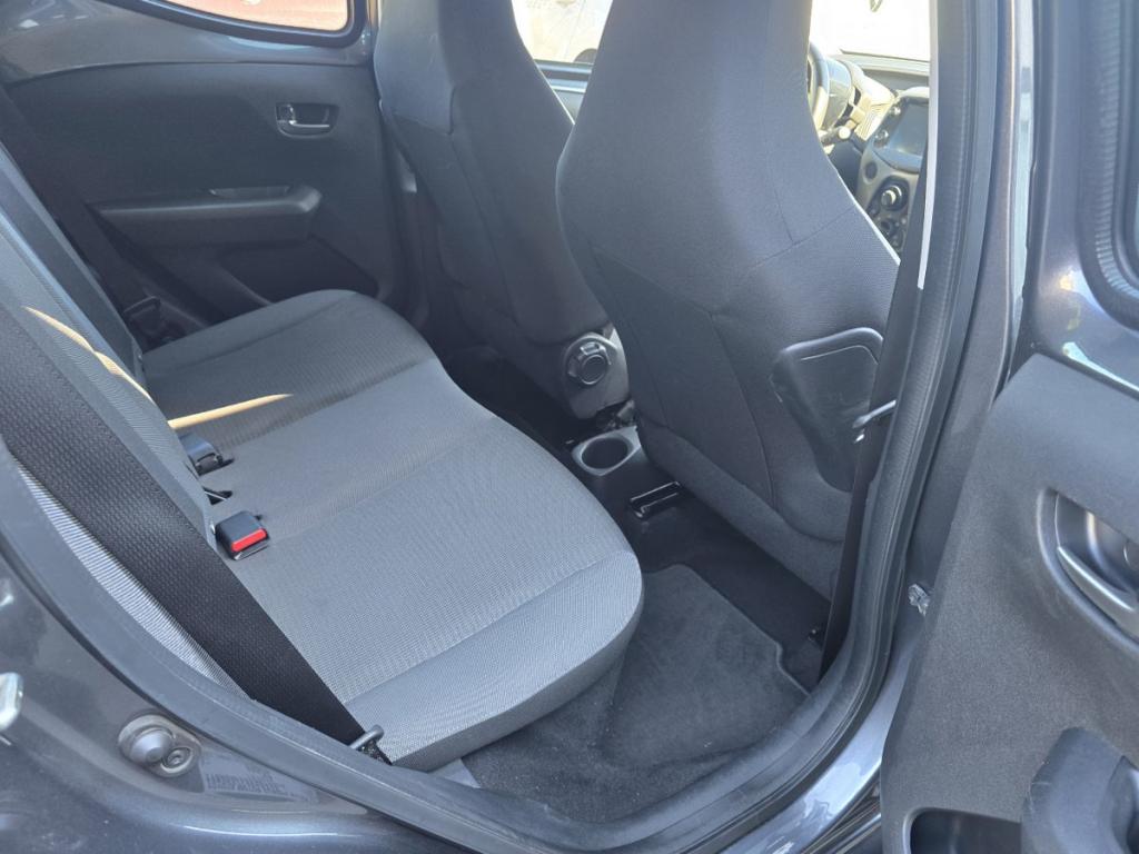 Toyota Aygo (2) 1.0 VVT-i x