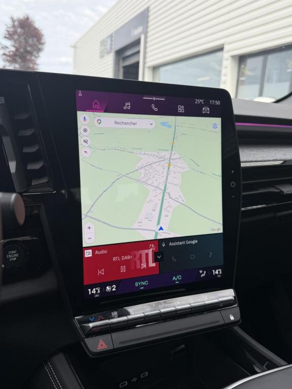 Renault AUSTRAL techno E-Tech full hybrid 200 - 24
