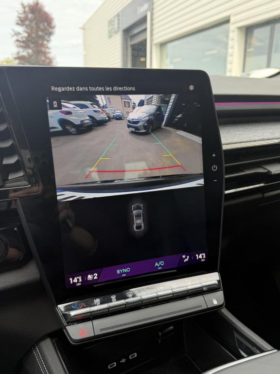 Renault AUSTRAL techno E-Tech full hybrid 200 - 24