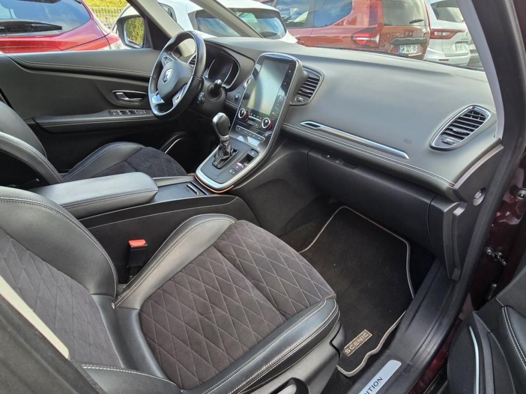 Renault Grand Sc�nic Black Edition TCe 160 EDC - 21