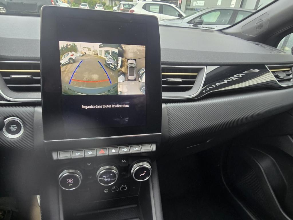 Renault Captur (2) E-Tech engineered full hybrid 145