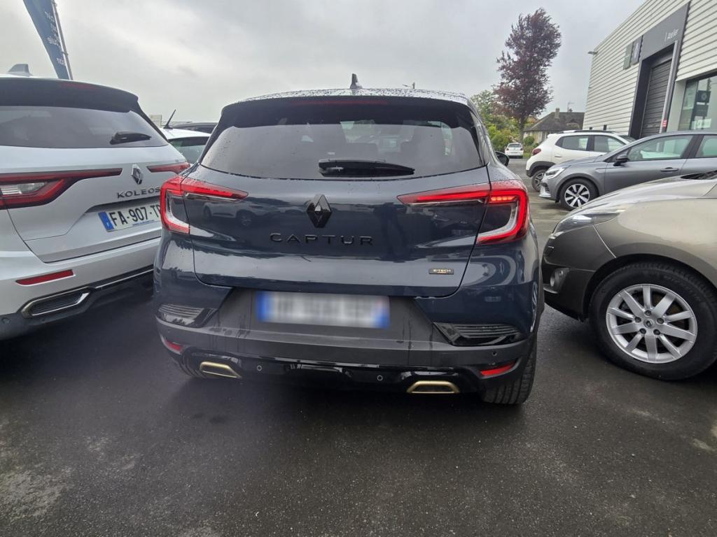 Renault Captur (2) E-Tech engineered full hybrid 145