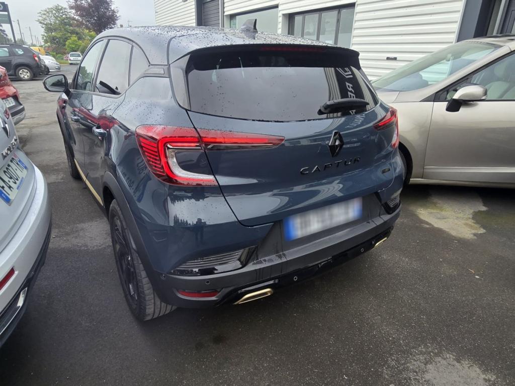 Renault Captur (2) E-Tech engineered full hybrid 145