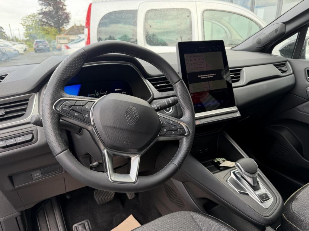 Renault Symbioz techno E-Tech full hybrid 145