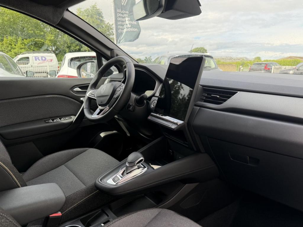 Renault Symbioz techno E-Tech full hybrid 145