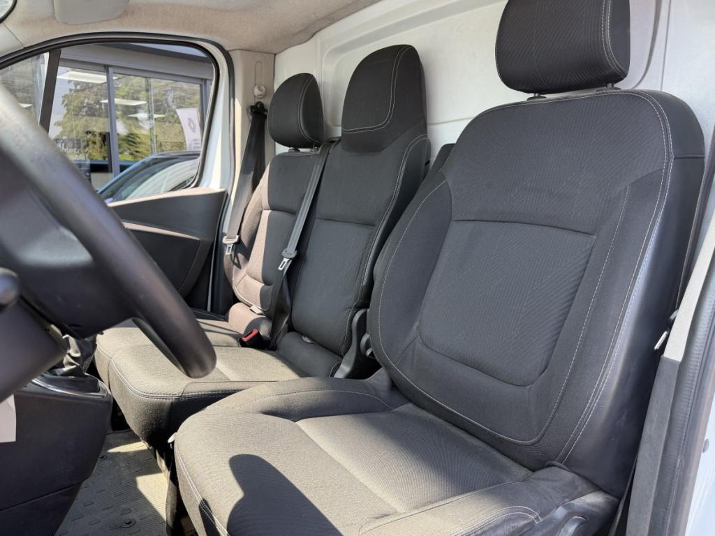 Renault Trafic (3) Fourgon Conf+ L1H1 1200 Ener dCi 120