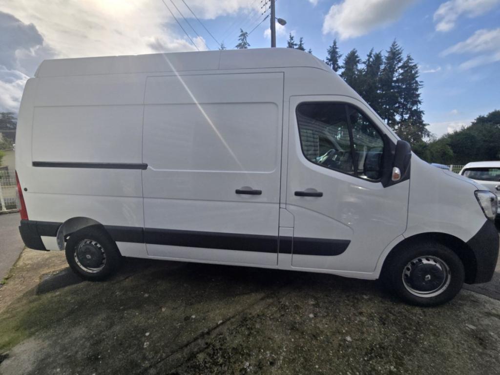 Renault Master (3) FG Tr GCF F3500 L2H3 dCi 135