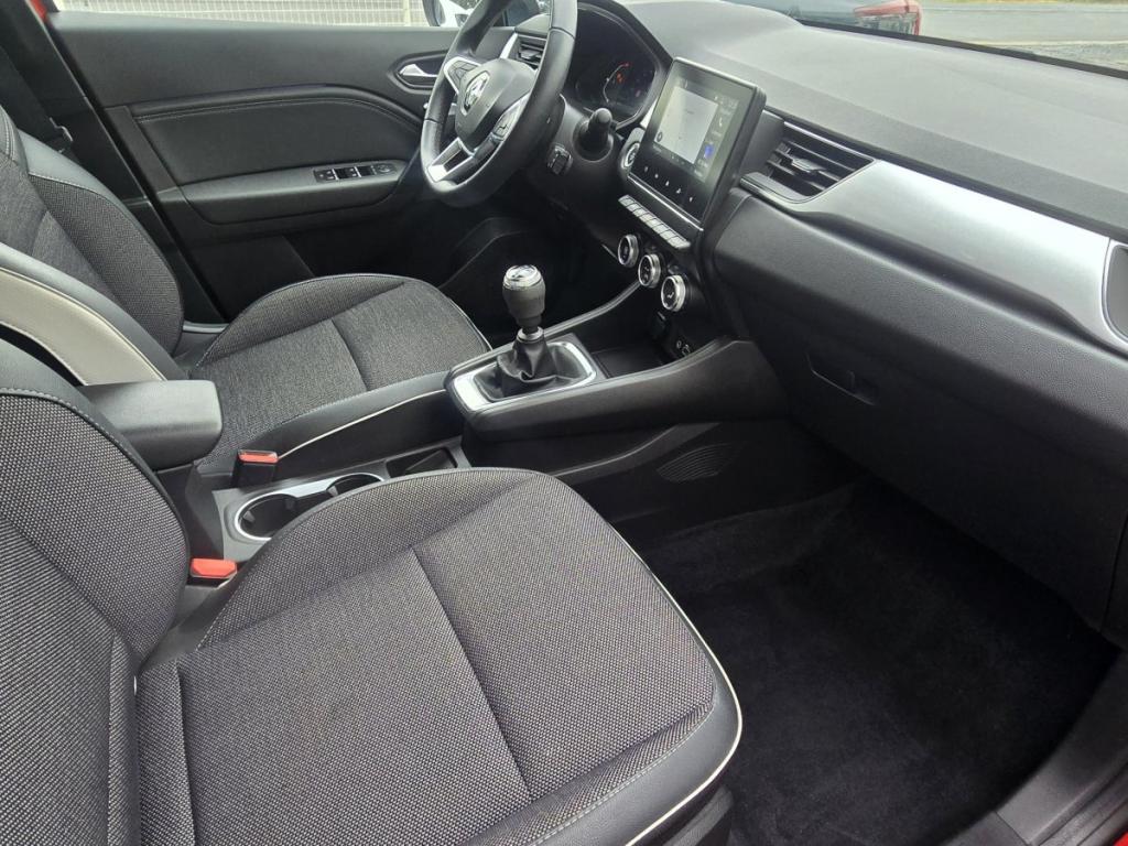 Renault Captur (2) techno TCe 90
