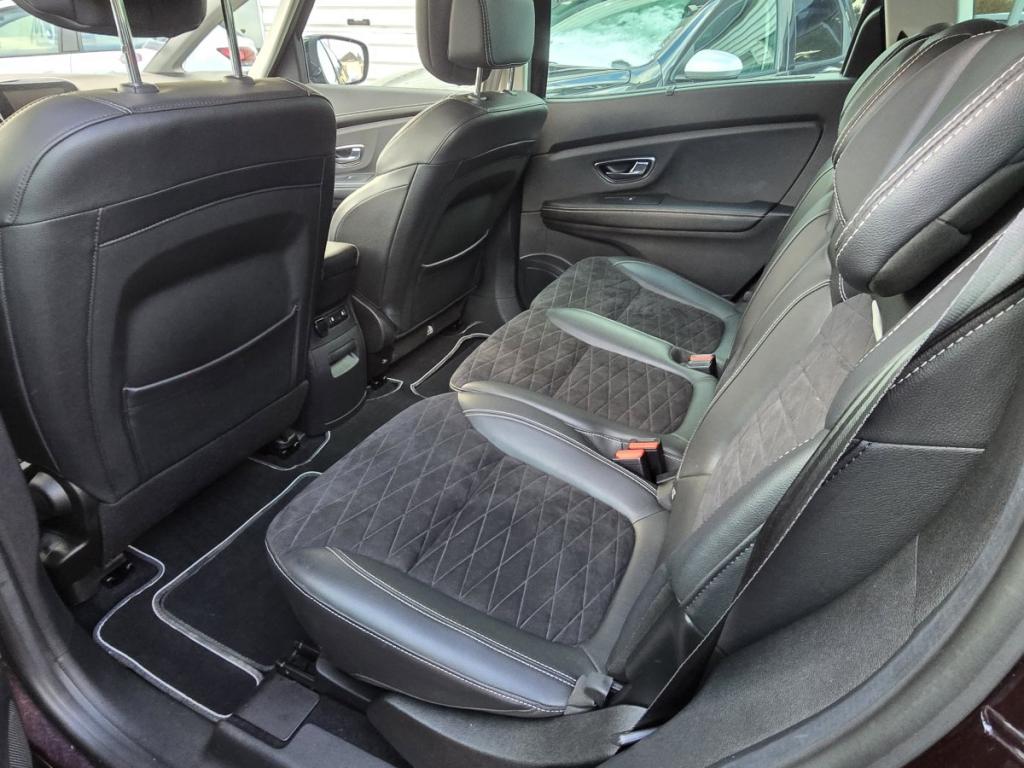 Renault Grand Sc�nic (3) Black Edition TCe 160 EDC - 21
